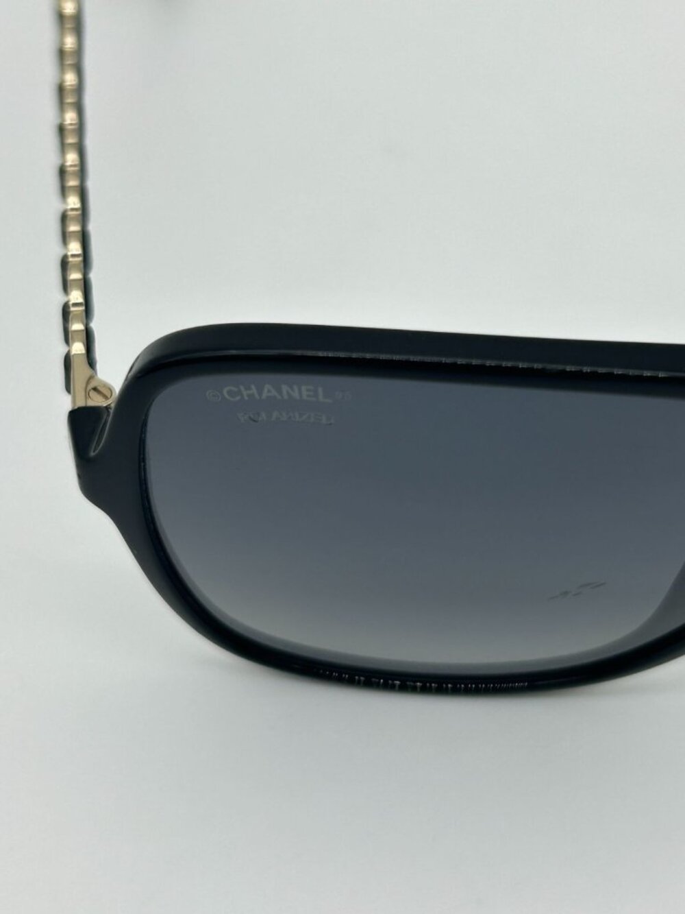 Chanel CC Logo Polarized Sunglasses Black Gray Gradient Eyewear - Picture 12 of 12
